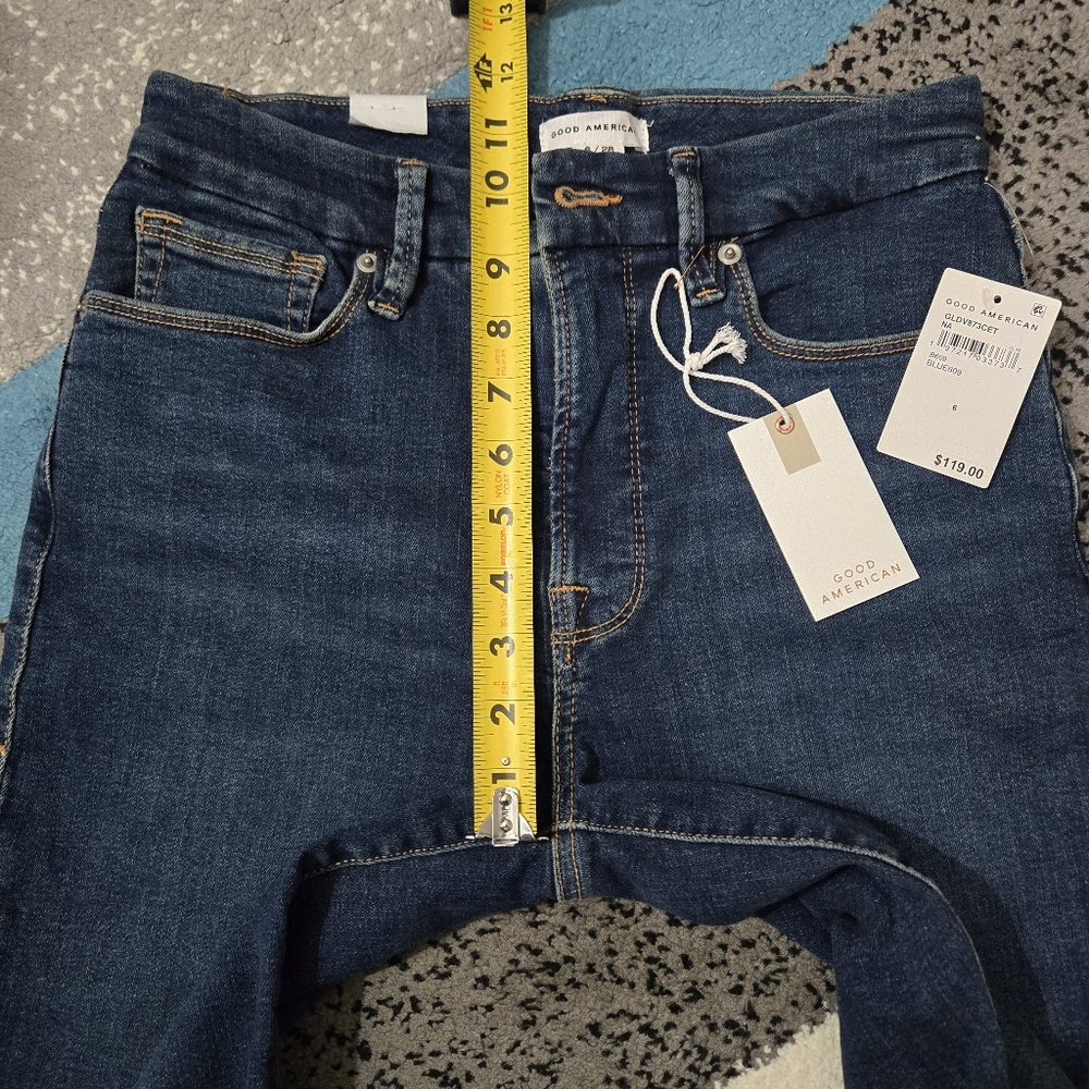 Good American Good Legs Skinny Jeans, 6/28, NWT - Picture 7 of 14